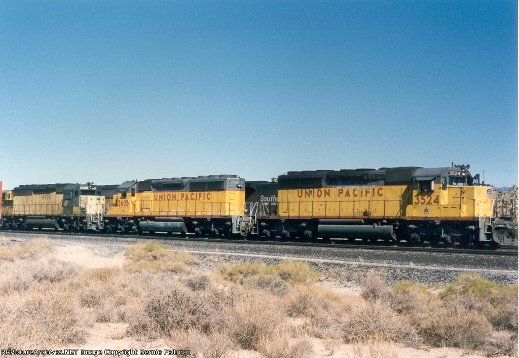 Union Pacific SD40-2 #3524 (with SD40-2's UP #3605 and C&NW 6808) 